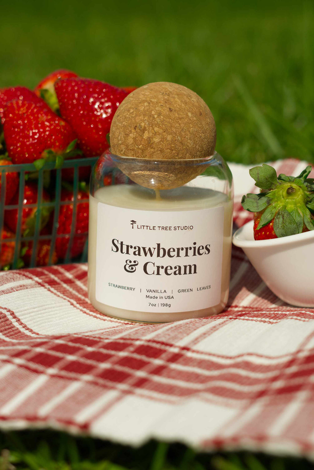 Strawberries & Cream Candle